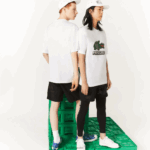 חולצת טריקו מכותנה אורגנית בהדפס lacoste x minecraft DZ4D0D880 לבן 001 נשים - Image 3