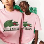 חולצת טריקו מכותנה אורגנית בהדפס lacoste x minecraft DZ4D0D879 ורוד 7sy נשים - Image 7