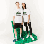 חולצת טריקו מכותנה אורגנית בהדפס lacoste x minecraft DZ4D0D880 לבן 001 נשים