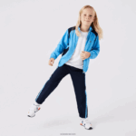 Lacoste אימונית טניס בצבע בלוק ספורט DZ4D0D3186 כחול כהה y25 ילדים