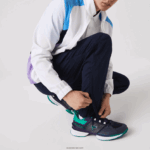 Lacoste אימונית טניס בצבע בלוק ספורט DZ4D0D996 לבן סגול כחול כהה y03 גברים - Image 2