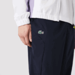 Lacoste אימונית טניס בצבע בלוק ספורט DZ4D0D996 לבן סגול כחול כהה y03 גברים - Image 9