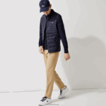 Lacoste אפוד גולף קל משקל עמיד במים ספורט DZ4D0D1309 כחול כהה 5fs גברים - Image 2