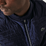 Lacoste אפוד גולף קל משקל עמיד במים ספורט DZ4D0D1309 כחול כהה 5fs גברים - Image 6