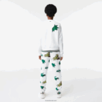 Lacoste הדפס אוברסייז וסווטשירט ממותג DZ4D0D2578 לבן 001 נשים - Image 3