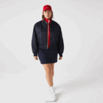 Lacoste ז'קט בומבר ניילון קווילט DZ4D0D2623 כחול כהה hde נשים - Image 10