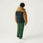 Lacoste ז'קט דוחה מים בצבע קווילט DZ4D0D1227 חום שחור ירוק tpv גברים - Image 3