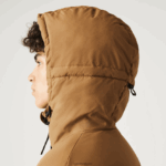 Lacoste ז'קט דוחה מים בצבע קווילט DZ4D0D1227 חום שחור ירוק tpv גברים - Image 7