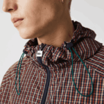 Lacoste ז'קט מחוספס קל עם רוכסן DZ4D0D1278 כחול כהה לבן qrn גברים - Image 6