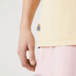 Lacoste חבילת קיץ חיה בגזרה רופפת חולצת טריקו מכותנה עם כתמים DZ4D0D936 hbz צהוב גברים - Image 6