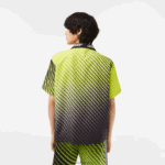 Lacoste חולצה בהדפס אומברה דמקה עם שרוולים קצרים DZ4D0D464 צהוב שחור g65 גברים - Image 3