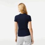 Lacoste חולצת טי מכותנה אורגנית בגזרה דקיקה DZ4D0D2385 כחול כהה 166 נשים - Image 3