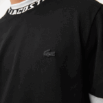 Lacoste חולצת טי ממותגת עם צווארון בכושר רגיל DZ4D0D209 שחור 031 גברים - Image 7