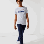 Lacoste חולצת טי נושמת עם צווארון צוואר ספורט DZ4D0D793 אפור צ'ין כחול אדום 7ku גברים
