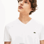 Lacoste חולצת טי של פימה כותנה עם צווארון V DZ4D0D40 לבן 001 גברים - Image 6