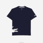 Lacoste חולצת טריקו בהדפס ניגודיות כותנה ג'רזי DZ4D0D495 כחול כהה לבן 525 גברים - Image 4