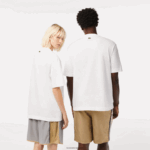 Lacoste חולצת טריקו גדולה מכותנה אורגנית תנין בגזרה משוחררת DZ4D0D75 לבן 001 גברים - Image 3
