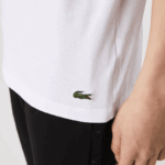 Lacoste חולצת טריקו כותנה עם צווארון עגול בהדפס חתימה ותנין DZ4D0D761 לבן 001 גברים - Image 6