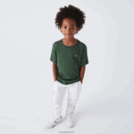 Lacoste חולצת טריקו מבד כותנה עם צווארון צווארון DZ4D0D3149 ירוק 5hx ילדים - Image 2