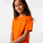 Lacoste חולצת טריקו מבד כותנה עם צווארון צווארון DZ4D0D3177 כתום z4d ילדים - Image 8