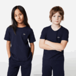 Lacoste חולצת טריקו מבד כותנה עם צווארון צווארון DZ4D0D2998 כחול כהה 166 ילדים