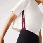 Lacoste חולצת טריקו מודפסת בגזרה רופפת DZ4D0D2547 לבן 70V נשים - Image 6