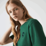 Lacoste חולצת טריקו מכותנה אורגנית בגזרה רפויה DZ4D0D2608 ירוק 132 נשים - Image 4