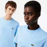 Lacoste חולצת טריקו מכותנה אורגנית עם צווארון עגול DZ4D0D735 כחול hbp גברים - Image 2