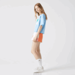 Lacoste חולצת טריקו מכותנה אורגנית קצרה עם כתמים משוחררים DZ4D0D2611 כחול hbp נשים - Image 5