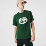 Lacoste חולצת טריקו עם הדפס מונוגרמים ממותג בכושר רגיל DZ4D0D577 ירוק 132 גברים