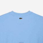 Lacoste חולצת טריקו עם צווארון עגול בגזרה רופפת בהדפס תנין DZ4D0D255 כחול hbp גברים - Image 6