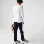 Lacoste חולצת טריקו קלת משקל עם צווארון V מכותנה פימה DZ4D0D675 לבן 001 גברים - Image 3