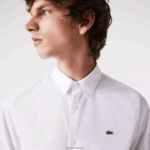 Lacoste חולצת פופלין מכותנה בגזרה דק בגזרה DZ4D0D1488 לבן 001 גברים