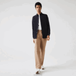 Lacoste חולצת פופלין מכותנה בכושר רגיל DZ4D0D1613 כחול כהה hde גברים