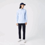 Lacoste חולצת פופלין עם פסים בגזרה דקיקה DZ4D0D400 לבן כחול f6z גברים - Image 2
