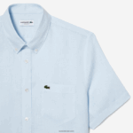 Lacoste חולצת פשתן עם שרוולים קצרים DZ4D0D488 כחול בהיר t01 גברים - Image 5