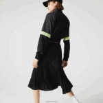 Lacoste חצאית קפלים גולשת במותן אלסטית DZ4D0D2601 שחור 031 נשים - Image 3