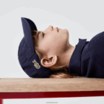 Lacoste כובע גברדין מוצק DZ4D0D2278 כחול כהה 166 ילדים