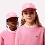 Lacoste כובע מתכוונן של עיניות ניגודיות DZ4D0D2169 ורוד 2r3 ילדים