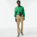 Lacoste מחזיק הסמארטפון בהדפס מונוגרמה מעורב DZ4D0D1985 מונוגרמה נואר גרי H45 גברים