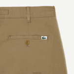 Lacoste מכנסי ברמודה קצרים מכותנה אורגנית מתיחה בכושר רגיל DZ4D0D438 בז' cb8 גברים - Image 6