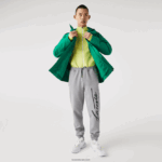 Lacoste מכנסי ג'וגינג מכותנה בהדפס חתימה ותנין DZ4D0D1065 אפור chine 4jv גברים