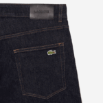 Lacoste מכנסי ג'ינס מכותנה נמתחת בגזרה דקיקה DZ4D0D420 כחול ml4 גברים - Image 6