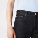 Lacoste מכנסי ג'ינס מכותנה נמתחת בגזרה דקיקה DZ4D0D420 כחול ml4 גברים - Image 7