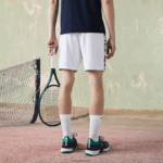 Lacoste מכנסי טניס קצרים בהדפס ניגודיות DZ4D0D1536 לבן 800 גברים - Image 3