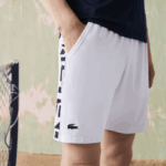 Lacoste מכנסי טניס קצרים בהדפס ניגודיות DZ4D0D1536 לבן 800 גברים - Image 4