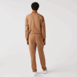 Lacoste מכנסי טרנינג בהדפס מונוגרמה DZ4D0D280 בז' חום zwm גברים - Image 3