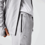 Lacoste מכנסי טרנינג דו-שכבתיים DZ4D0D1073 chine אפור בהיר 9ya גברים - Image 2