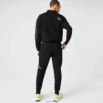 Lacoste מכנסי טרנינג ממותגים בגזרה דקיקה DZ4D0D973 שחור 031 גברים - Image 3