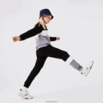 Lacoste מכנסי טרנינג ממותגים DZ4D0D3214 שחור לבן אפור chine nua ילדים - Image 7